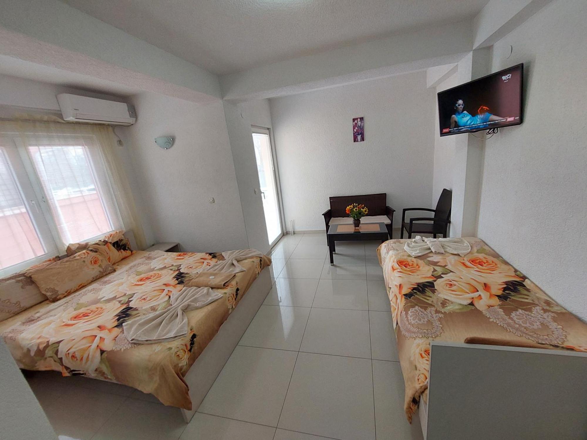Villa & Apartments Antigona Ohrid Buitenkant foto