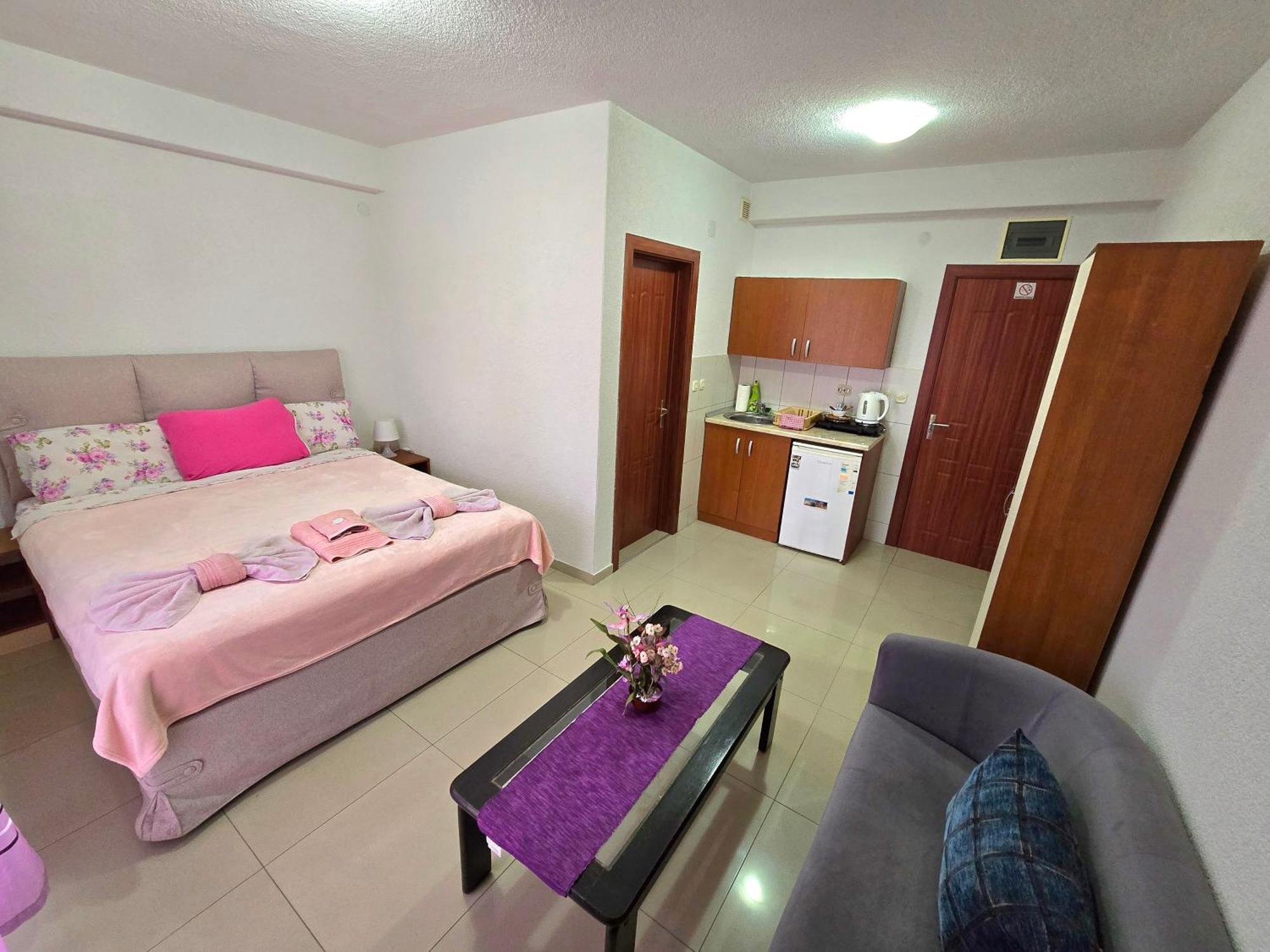 Villa & Apartments Antigona Ohrid Buitenkant foto